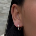 Liebespfeil Creolen aus 585er Gold mit stilvollem Pfeil-Design – eleganter Goldschmuck für romantische Looks.