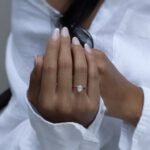 Zirkonia Oval Cut Ring aus 585er Gold mit funkelndem Oval-Schliff – luxuriöse Eleganz für stilvolle Looks.