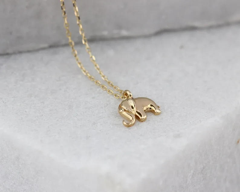 Elefant Glücks Halskette – 585er Gold, eleganter Elefant-Anhänger mit feinen Details & funkelnden Zirkonia.