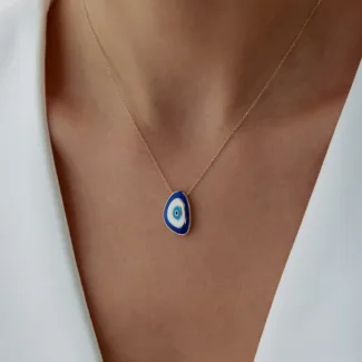 Blaues Malachit-Auge Anhänger an goldener Halskette