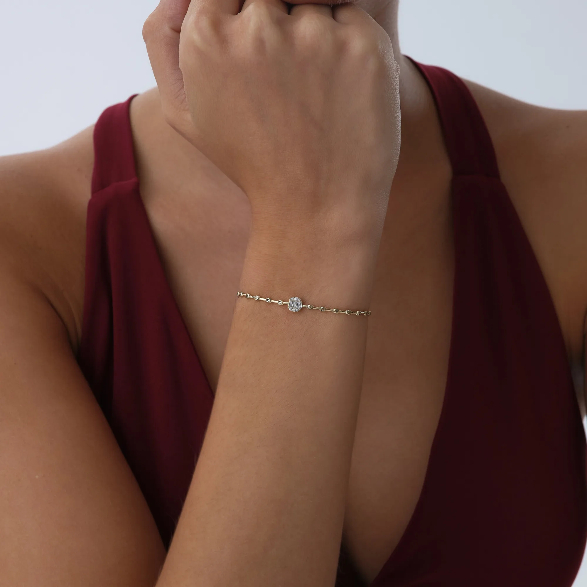 585er Gold Oval Baguette Zirkonia Armband mit funkelnden Steinen