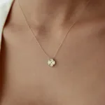 585er Gold Clover Charm Halskette mit Kleeblatt und Zirkonia