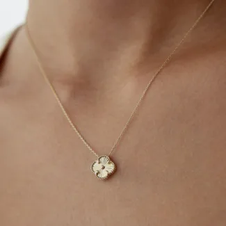 585er Gold Clover Charm Halskette mit Kleeblatt und Zirkonia