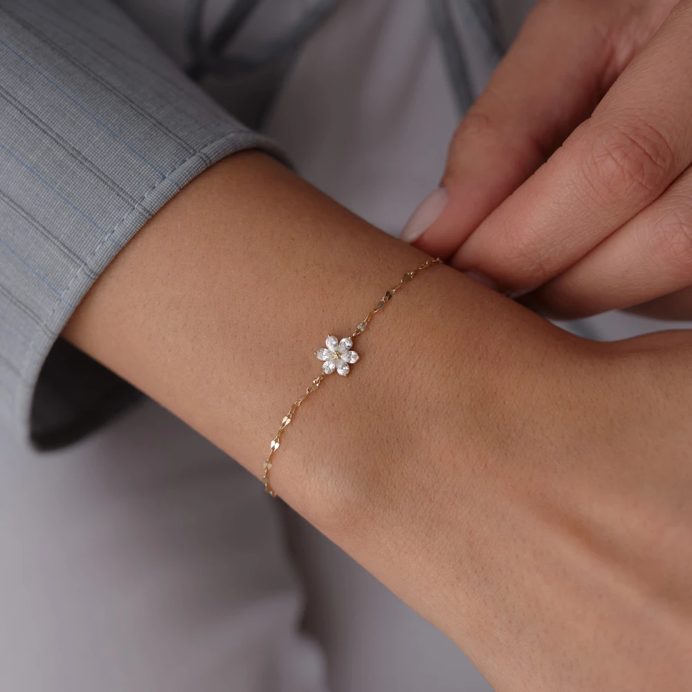 Flower Armband aus 585er Gold 585er Gold Flower Armband mit Blumenmotiv und Zirkonia