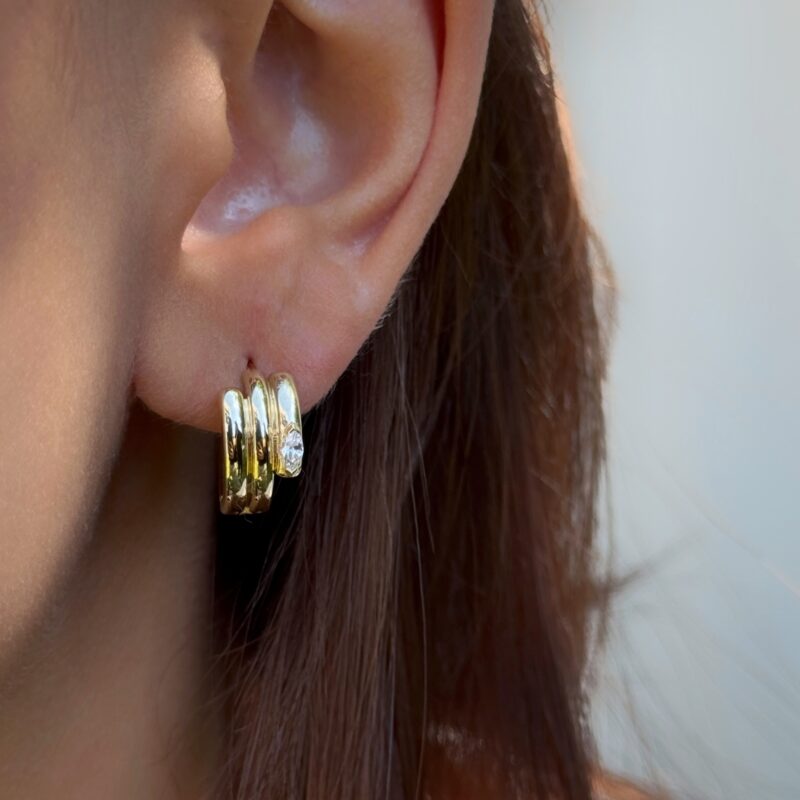 Marquise Wickelstack Creolen – 585er Goldohrringe mit Wickeloptik & elegantem Zirkonia-Besatz in Marquise-Schliff.