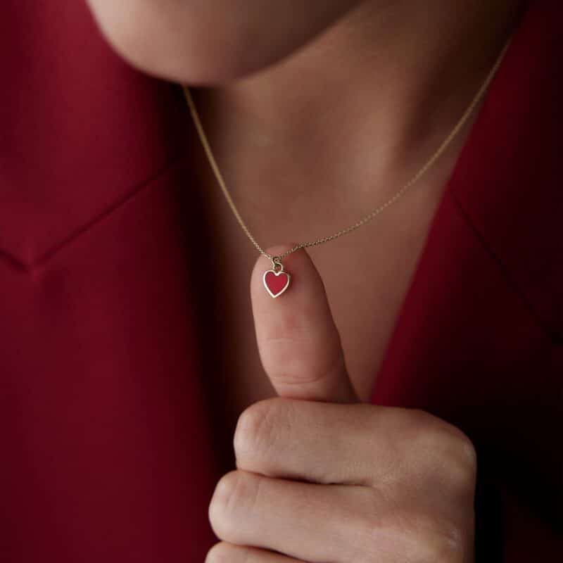 Herz Kette – Elegante Halskette aus 585er Gold mit stilvollem Herzanhänger & glänzenden Zirkonia-Steinen.